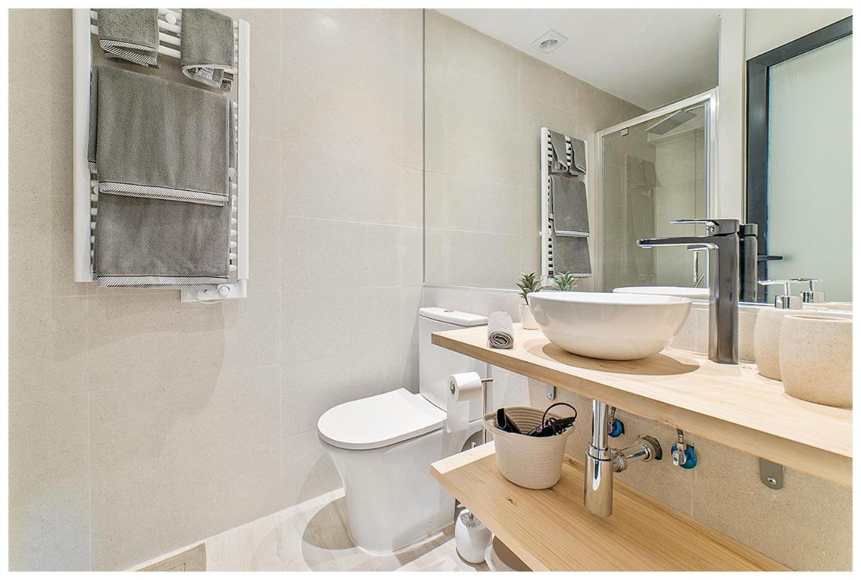 Apartamentos Madrid Rio Eksteriør billede
